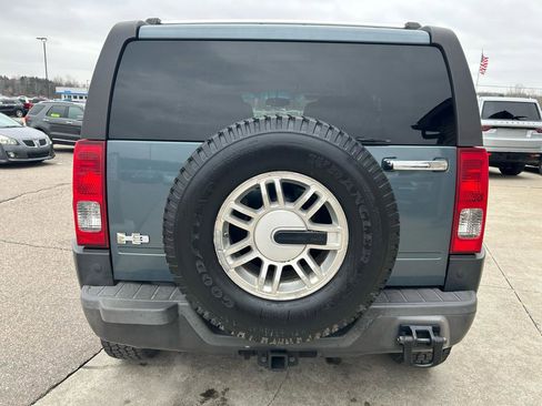 Used 2006 HUMMER H3 Sport Utility image 6