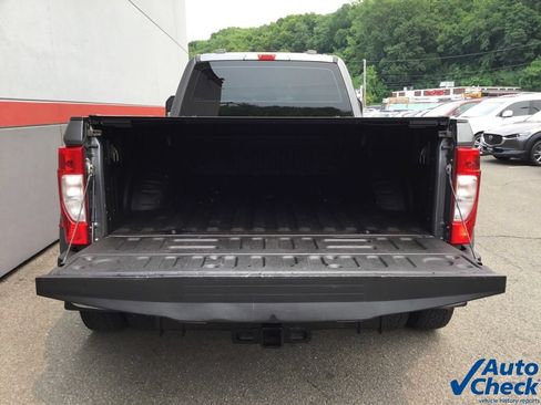 Used 2022 Ford F350 XL w/ Power Equipment Group AWD/4WD image 12