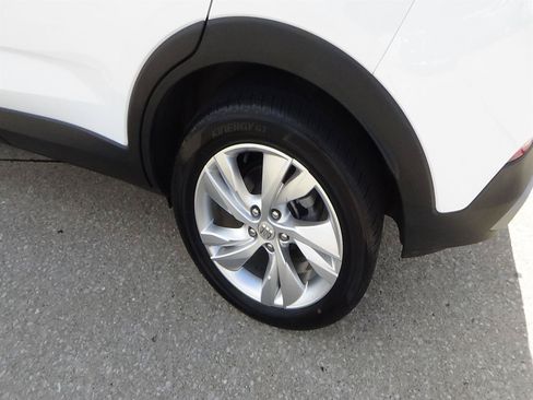 Used 2025 Buick Encore GX Preferred FWD image 9