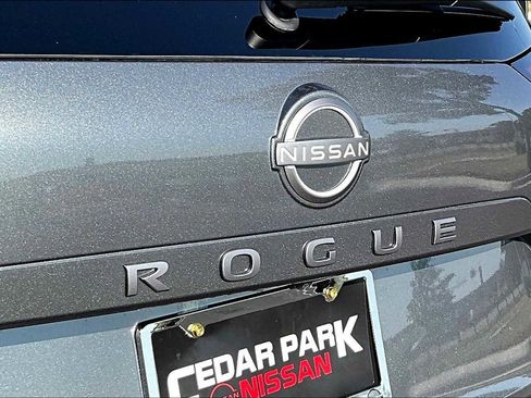 New 2026 Nissan Rogue S image 15
