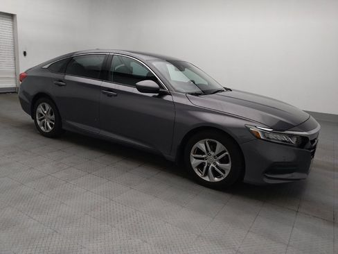 Used 2018 Honda Accord LX image 11