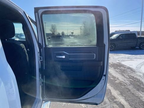 Certified 2022 RAM 2500 Big Horn w/ Snow Chief Group image 26