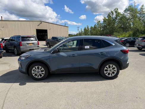 Used 2024 Ford Escape Active AWD/4WD image 3