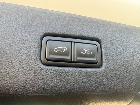 New 2026 Kia Carnival SX w/ SX Dark Edition Package FWD image 8