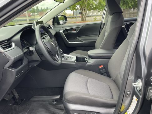 Used 2024 Toyota RAV4 XLE w/ Weather Package AWD/4WD image 11