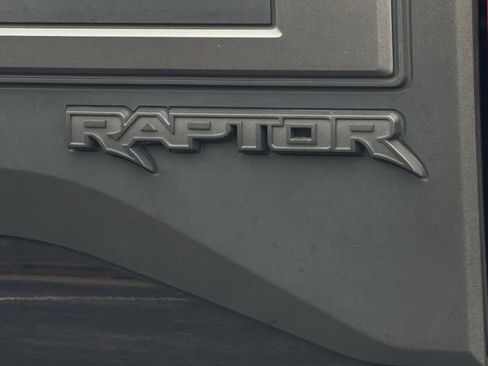 Used 2019 Ford F150 Raptor w/ Equipment Group 802A Luxury AWD/4WD image 9
