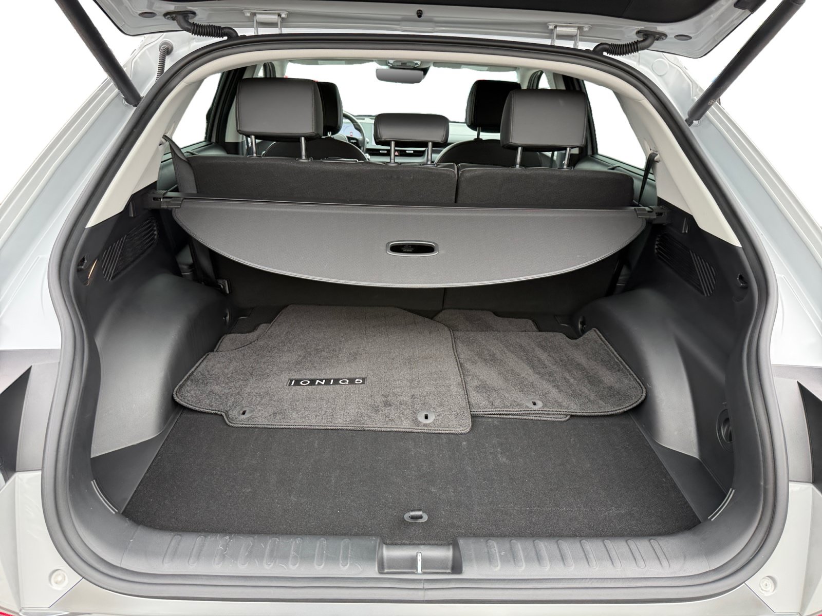 Used 2024 Hyundai Ioniq 5 Limited RWD image 17