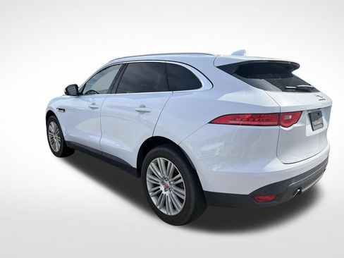 Used 2019 Jaguar F-PACE Premium AWD/4WD image 5