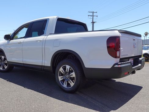 Used 2017 Honda Ridgeline RTL image 8