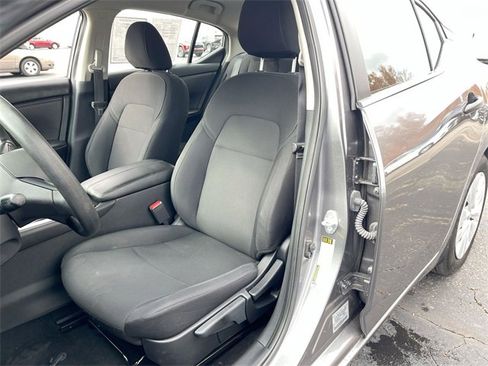 Used 2024 Nissan Sentra S image 18