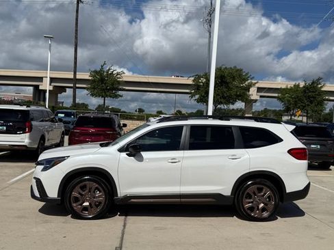 Used 2025 Subaru Ascent Bronze Edition AWD/4WD image 7