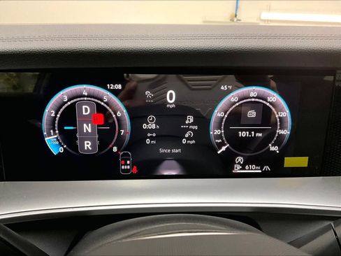 New 2026 Volkswagen Tiguan SE R-Line AWD/4WD image 19
