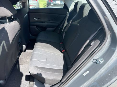 New 2026 Hyundai Elantra SE FWD image 20