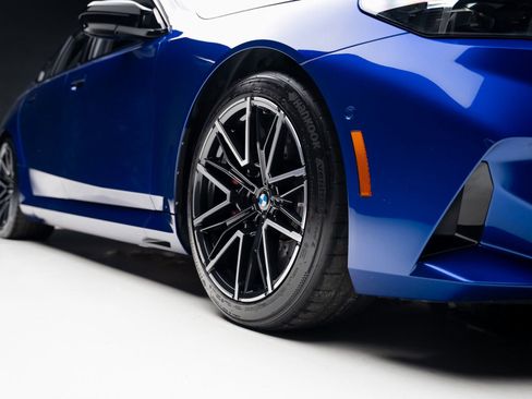 Used 2025 BMW M5 image 82