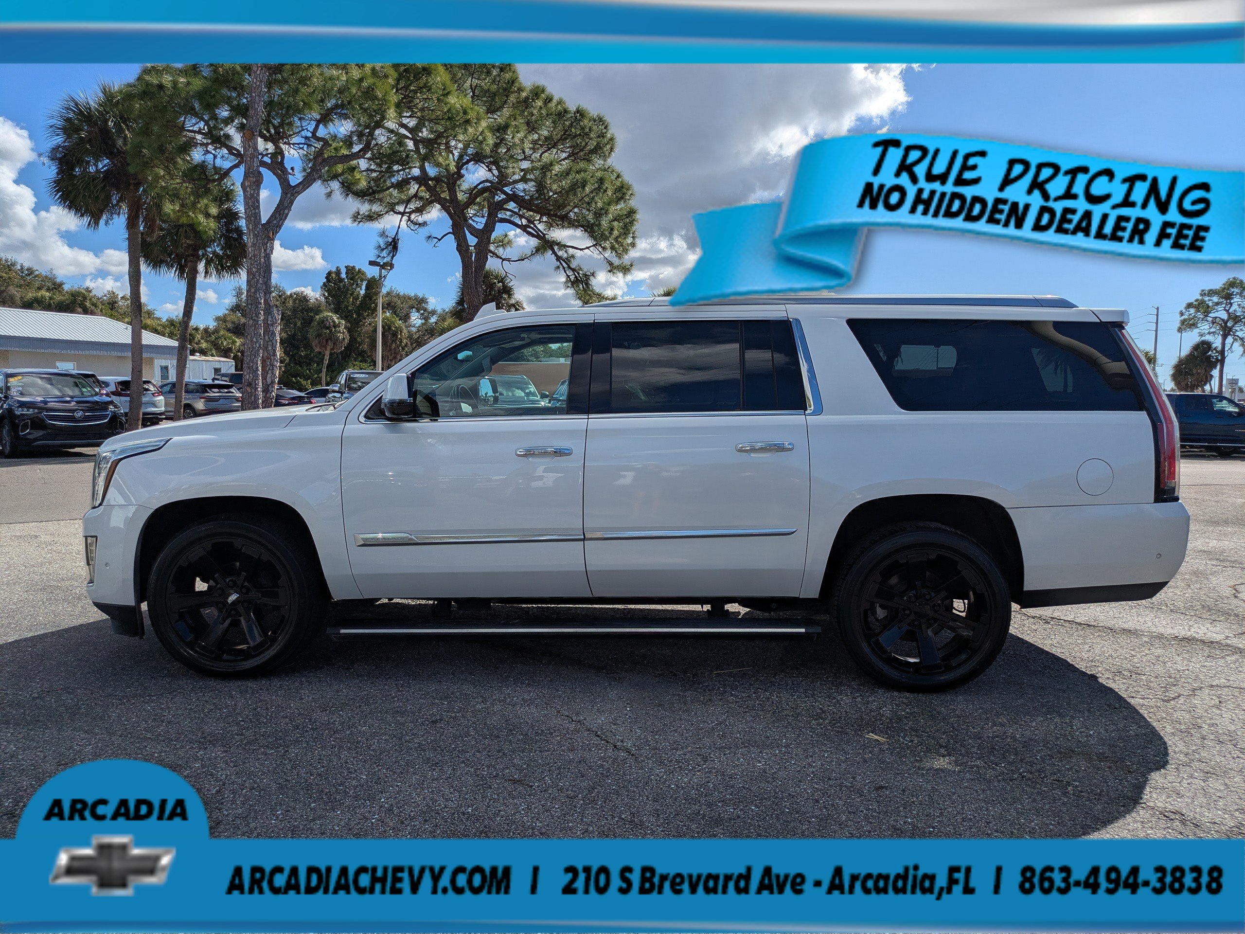 Used 2020 Cadillac Escalade ESV Premium Luxury AWD/4WD image 7