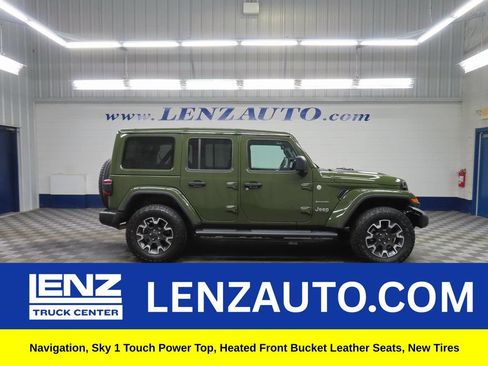 Used 2024 Jeep Wrangler Unlimited Sahara w/ Technology Group AWD/4WD image 1