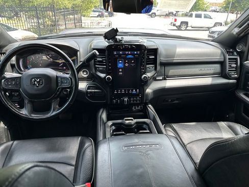 Used 2024 RAM 3500 Limited AWD/4WD image 29