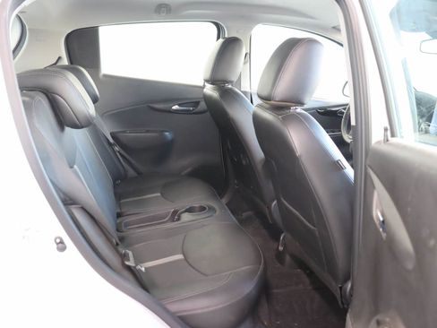 Used 2022 Chevrolet Spark LT w/ Driver Confidence Package FWD image 17