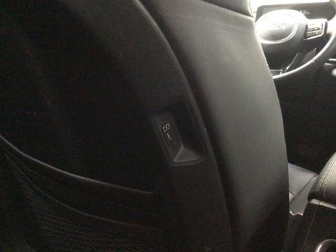 Used 2025 Kia Sorento EX AWD/4WD image 30