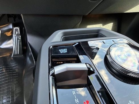 New 2026 BMW iX xDrive45 w/ M Sport Package image 32