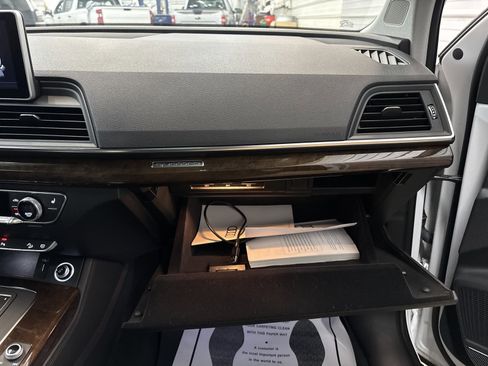 Used 2019 Audi Q5 2.0T Premium Plus w/ Premium Plus Package image 25