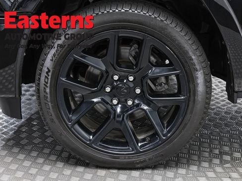 Used 2025 RAM 1500 Laramie w/ Night Edition AWD/4WD image 30