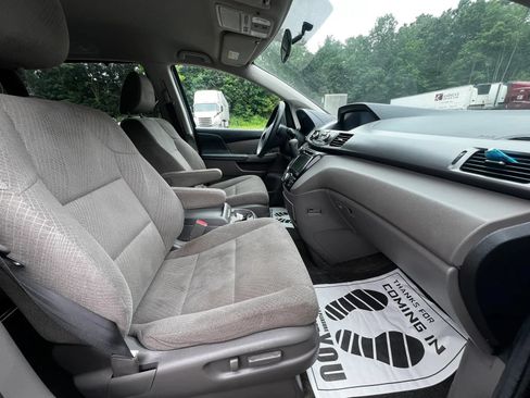 Used 2014 Honda Odyssey EX image 12