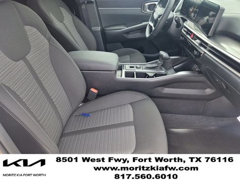 New 2026 Kia Sorento LX FWD image 12