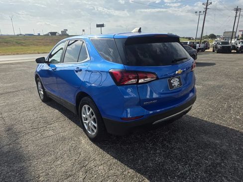 Used 2024 Chevrolet Equinox LT AWD/4WD image 5