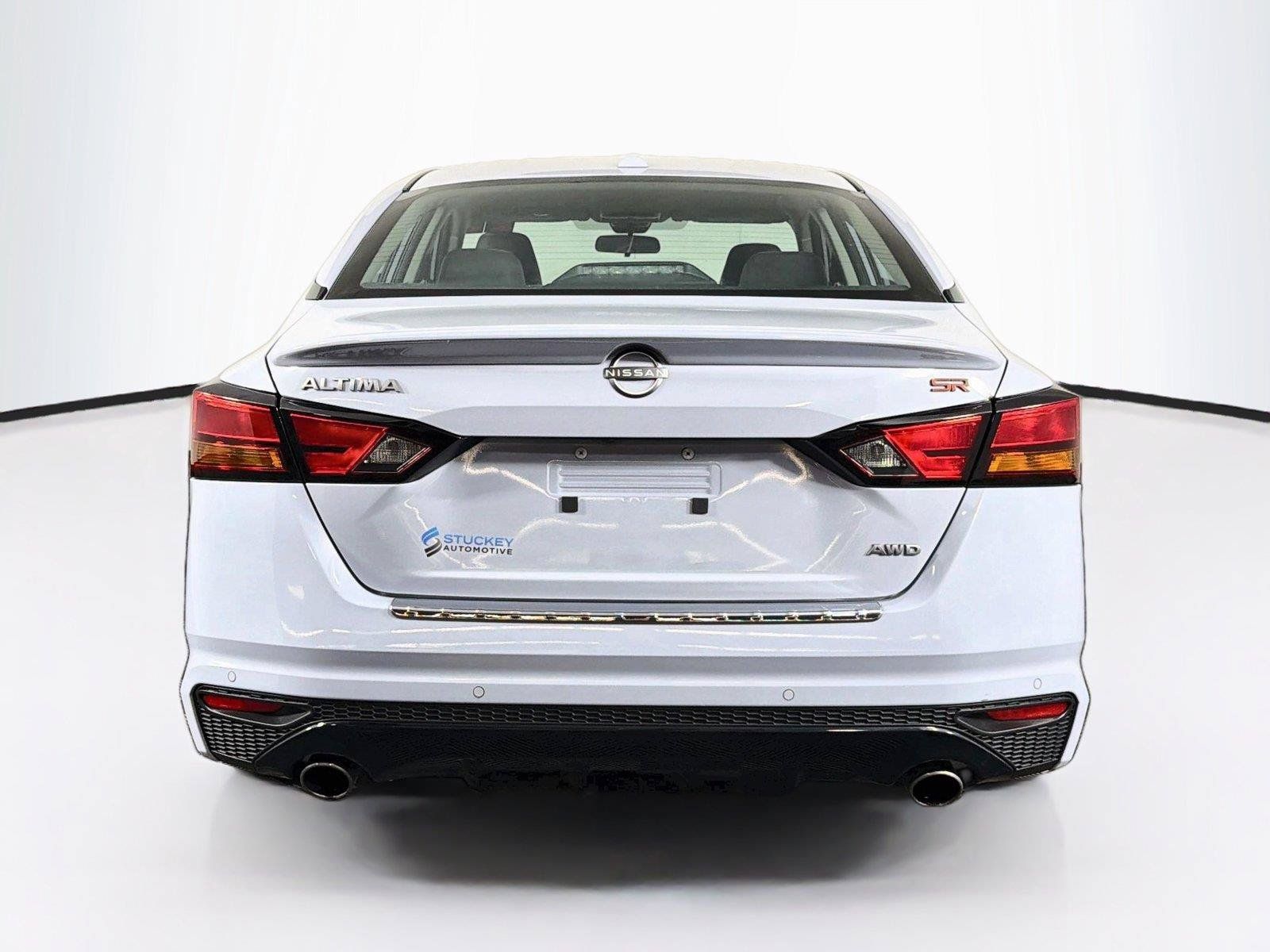Used 2023 Nissan Altima 2.5 SR AWD/4WD image 10
