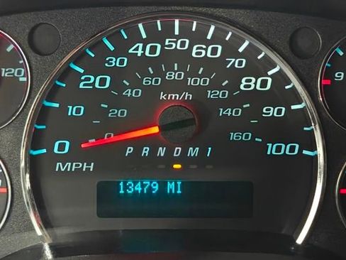 Used 2024 GMC Savana 2500 w/ Driver Convenience Package image 36