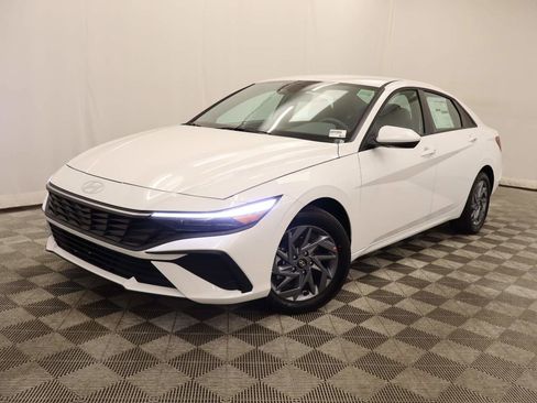 New 2026 Hyundai Elantra Blue FWD image 1