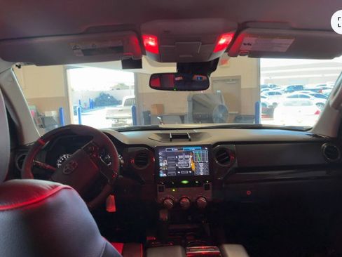 Used 2018 Toyota Tundra SR5 w/ SR5 Upgrade Package image 10