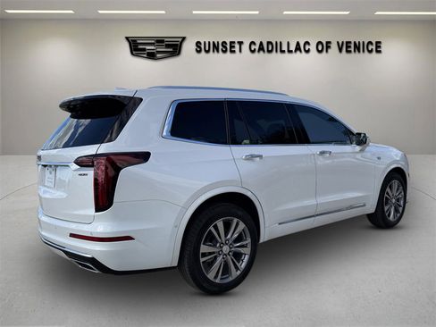 Certified 2024 Cadillac XT6 Premium Luxury w/ Technology Package image 3