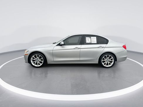 Used 2014 BMW 320i Sedan image 5