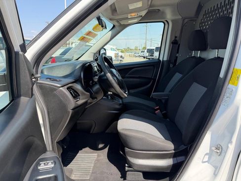 Used 2021 RAM ProMaster City Tradesman FWD image 17