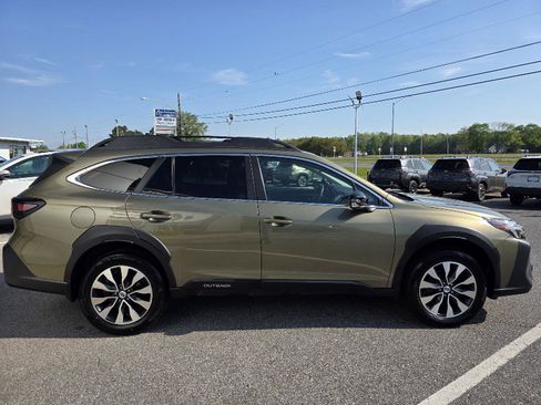Certified 2024 Subaru Outback Limited XT AWD/4WD image 4