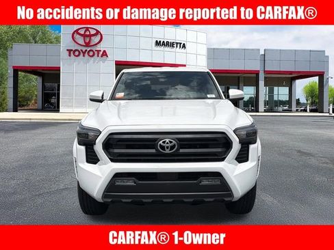 Certified 2024 Toyota Tacoma SR5 AWD/4WD image 2