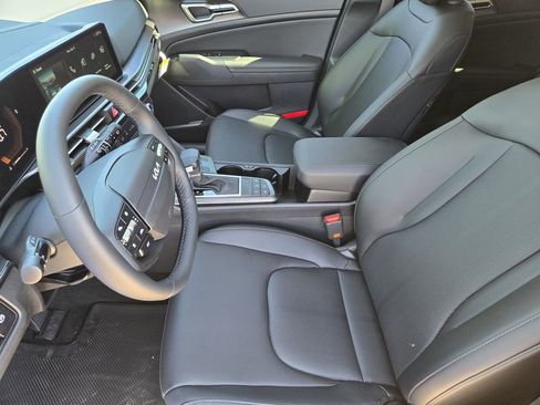 New 2026 Kia Sportage EX w/ EX Panorama Roof Package FWD image 10