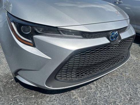 Used 2022 Toyota Corolla LE FWD image 11