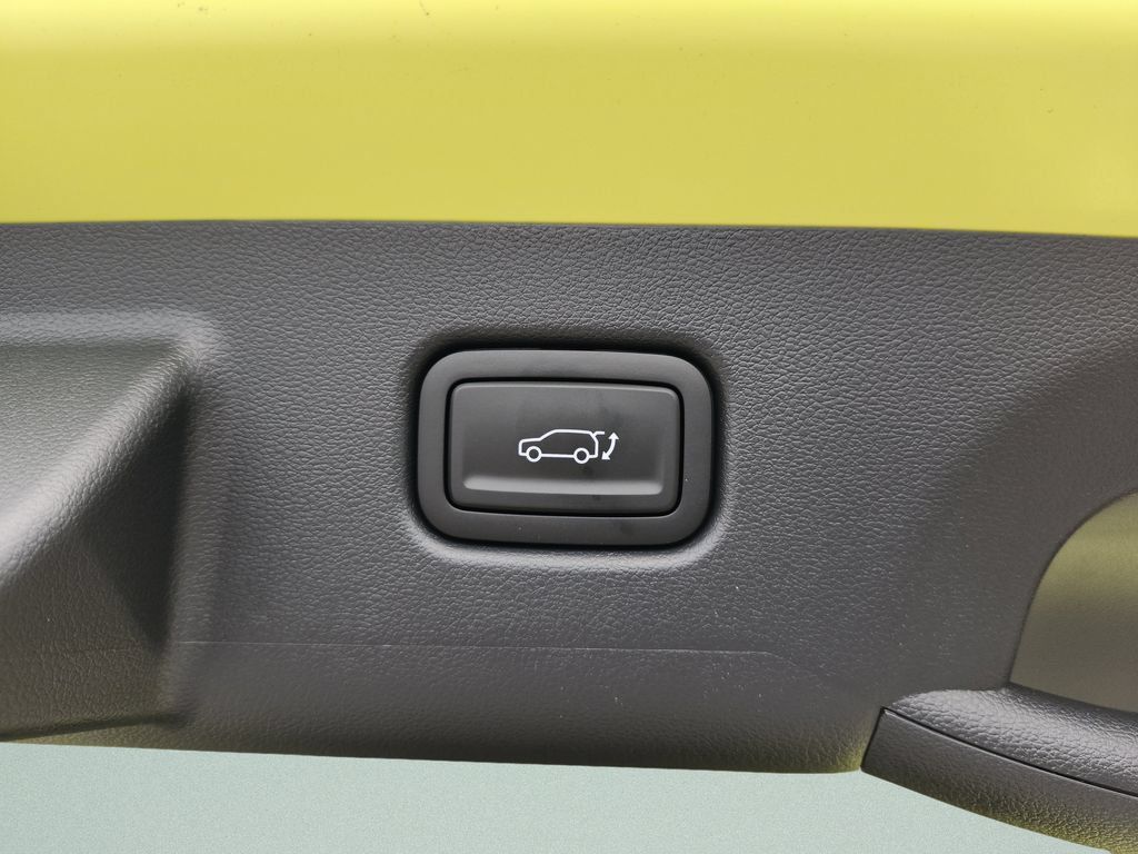 New 2026 Hyundai Kona Limited FWD image 16