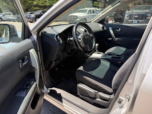 Used 2014 Nissan Rogue S w/ Convenience Package FWD image 10