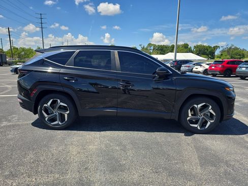 Used 2023 Hyundai Tucson SEL w/ Convenience Package FWD image 3