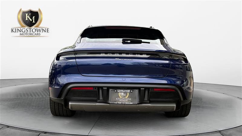 Used 2022 Porsche Taycan 4 Cross Turismo w/ Premium Package AWD/4WD image 4