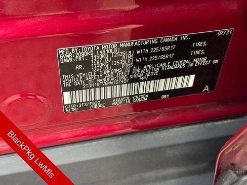 Used 2021 Toyota RAV4 LE image 31