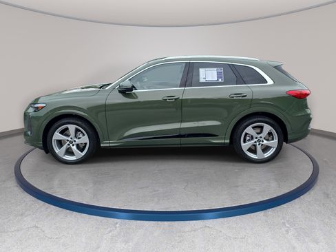 Used 2025 Audi Q5 Prestige AWD/4WD image 8