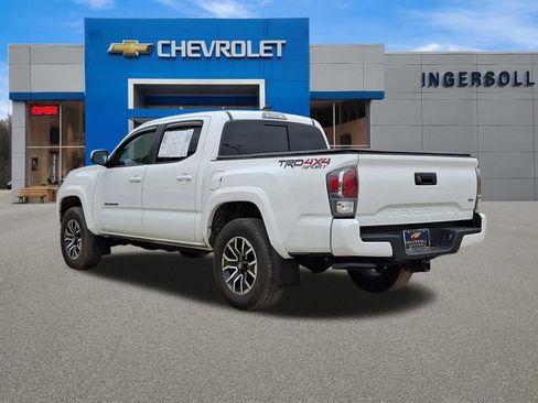 Used 2023 Toyota Tacoma TRD Sport AWD/4WD image 25