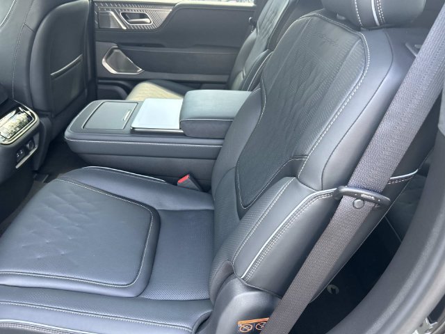 New 2027 INFINITI QX80 Autograph w/ Premium Cargo Package AWD/4WD image 18