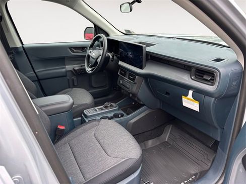 New 2025 Ford Maverick XLT w/ Black Appearance Package image 15