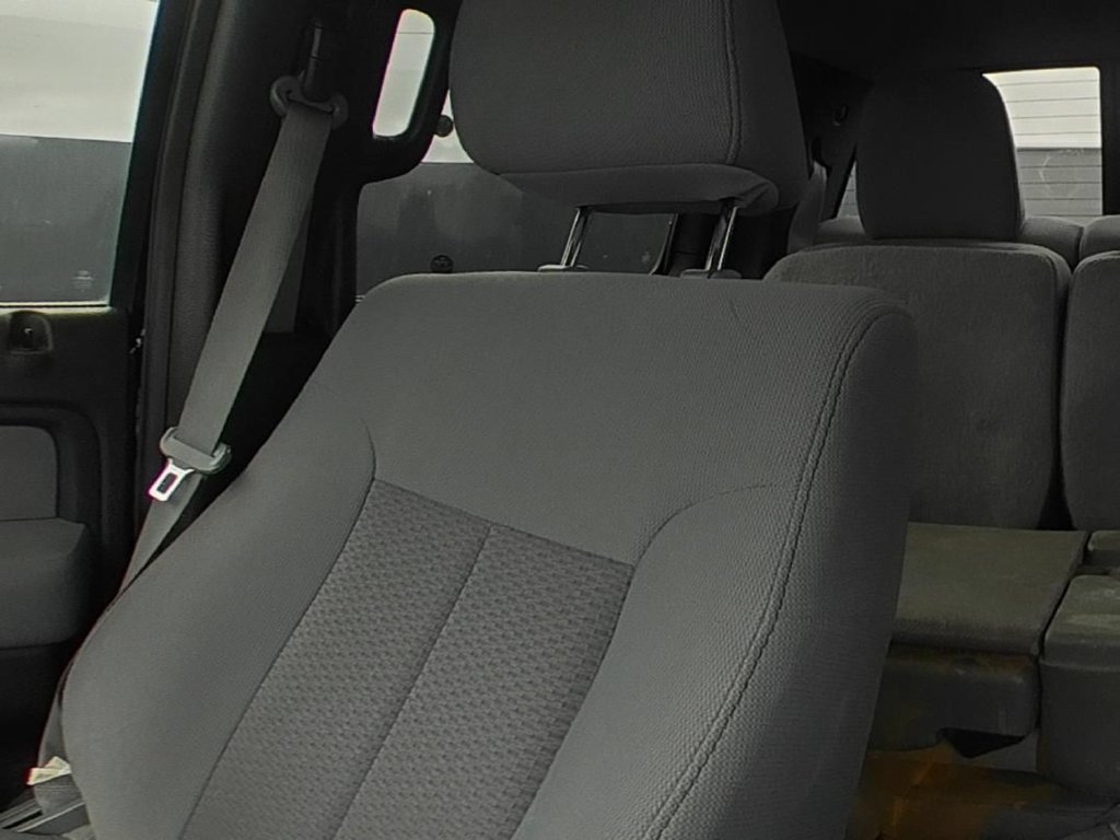 Used 2011 Ford F150 XLT w/ XLT Chrome Pkg RWD image 9